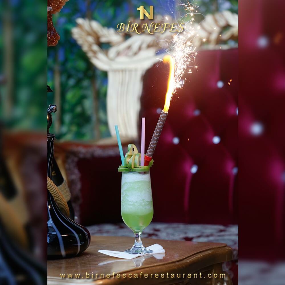 Bir Nefes Cocktail'imizi denediniz mi?

#birnefescafe #beylikduzu #cafe #nargile #nargilecafe #kahve #cay #sicaksogukicecek #alkolsuzkokteyl