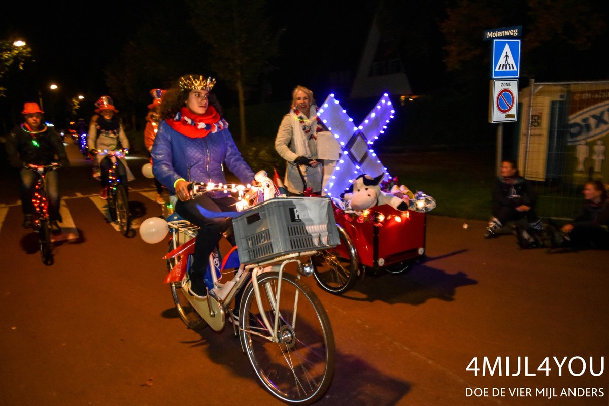 4Mijl4You's tweet photo. Met 1.500 deelnemers is de 4Mijl4You uitverkocht 💚

Tot vanavond allemaal! #4mijl4you https://t.co/56dCvaQwE1