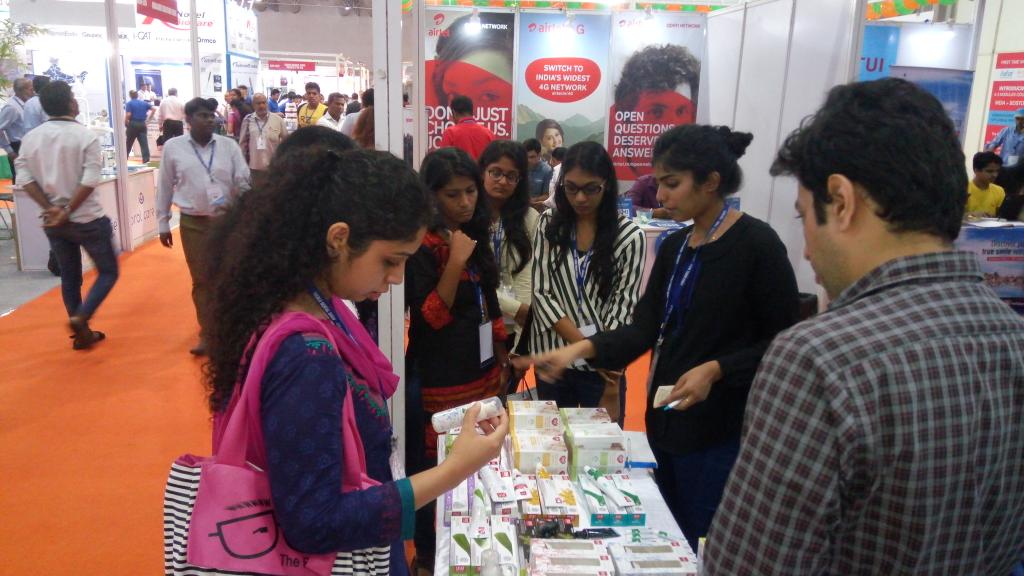 dentistriversid's tweet photo. RT https://t.co/fNnQw0SHXa Splat is at the world dental show.#GoodToGo #splatindia #dental #news #WorldSmileDay #… https://t.co/tRUPlqu7sO