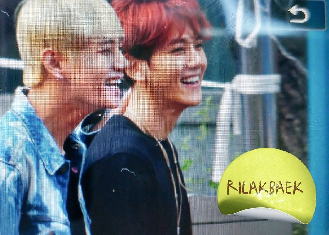 kthjjg's tweet photo. can we all appreciate the fact that baekhyun, a true blessing, is one of the reasons behind taehyung's happiness? ^^ https://t.co/JuVEz9OOZB