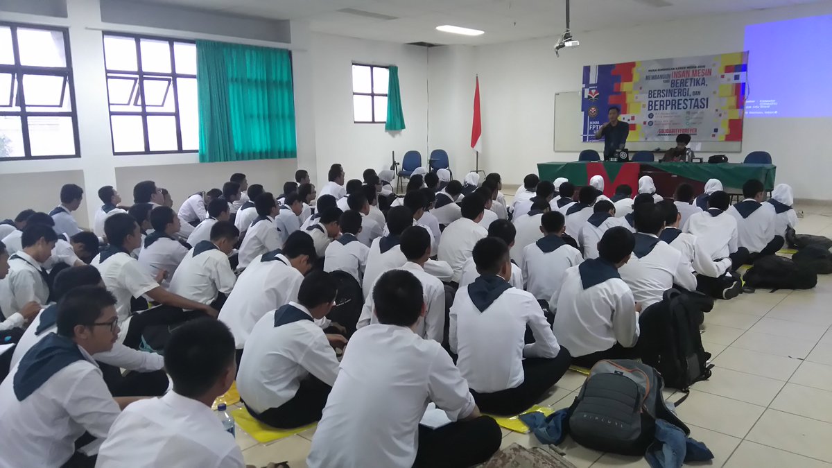 Masa Bimbingan hari ke 1 HMM FPTK UPI 2016 sedang berlangsung dan sebentar lagi akan selesai!
#salamsolidarityforever
#hmmupi
#mabim16