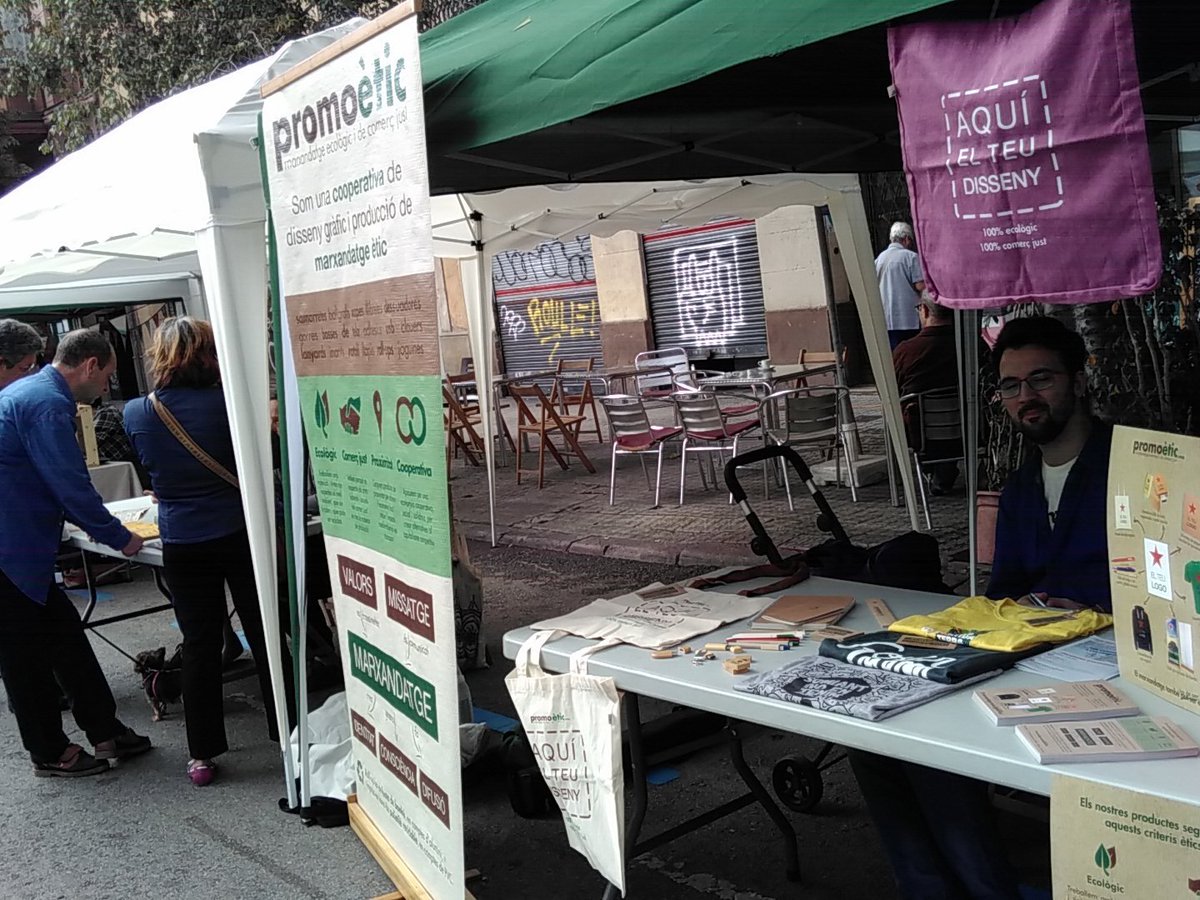 AltresEconomies's tweet photo. Fira #AltresEconomies Esquerra Eixample @SomEnergia @XES_cat @SomConnexio @banca_etica @fiareBE @Coop57Catalunya https://t.co/vxiJt2HjQo