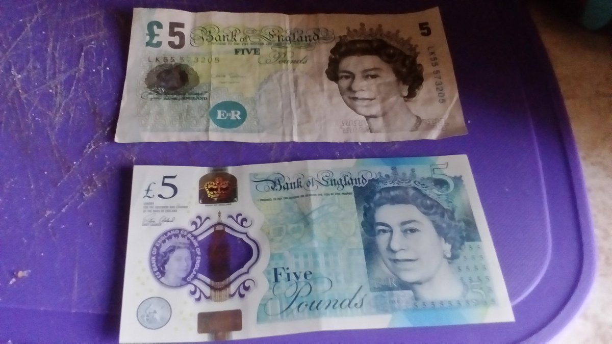 GeorgiaDobson94's tweet image. Have to admit I like the new ones #newfivepoundnote