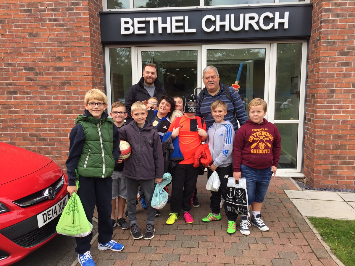 The Jnrs are off out today to freshfield!