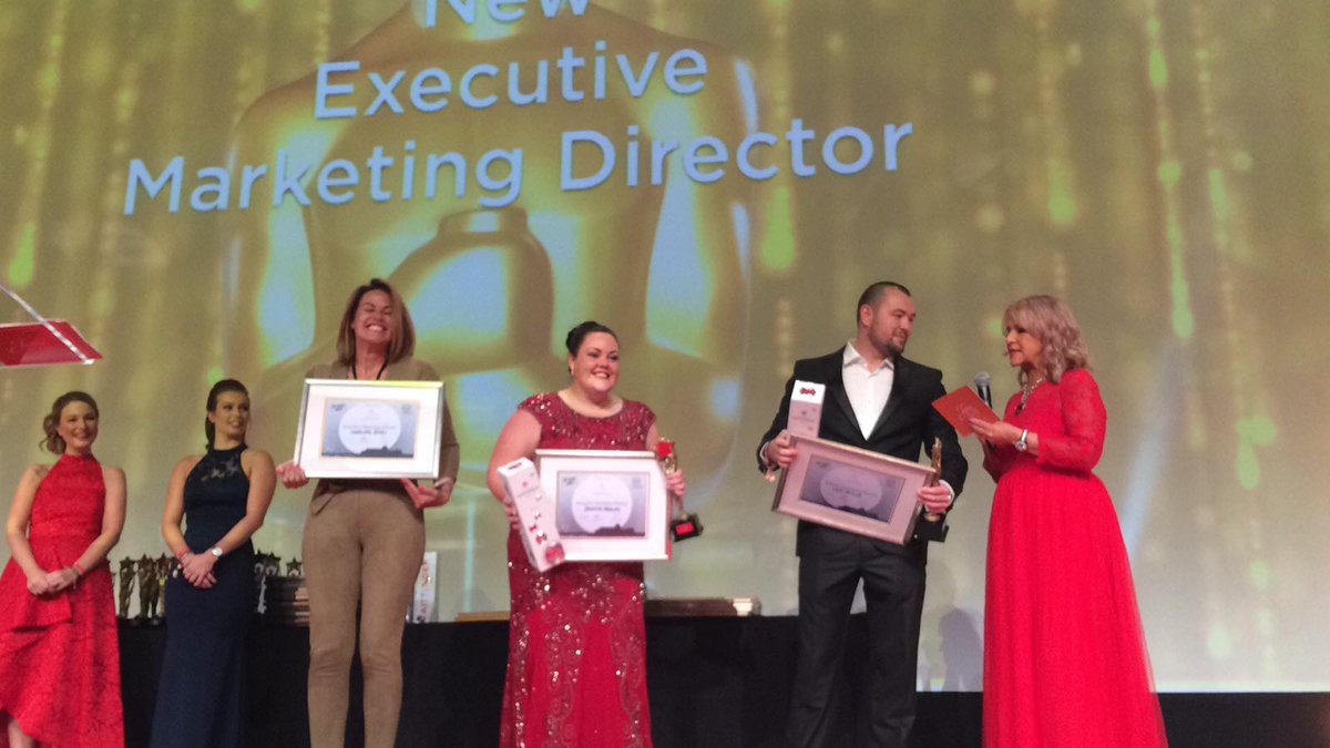 simonbowlerSB's tweet photo. Congratulations to all our Partners for your commitment &amp; hard work. Who wants to be up here next year? #JPOscars #JPBourn16 https://t.co/xUIoLfIfWb