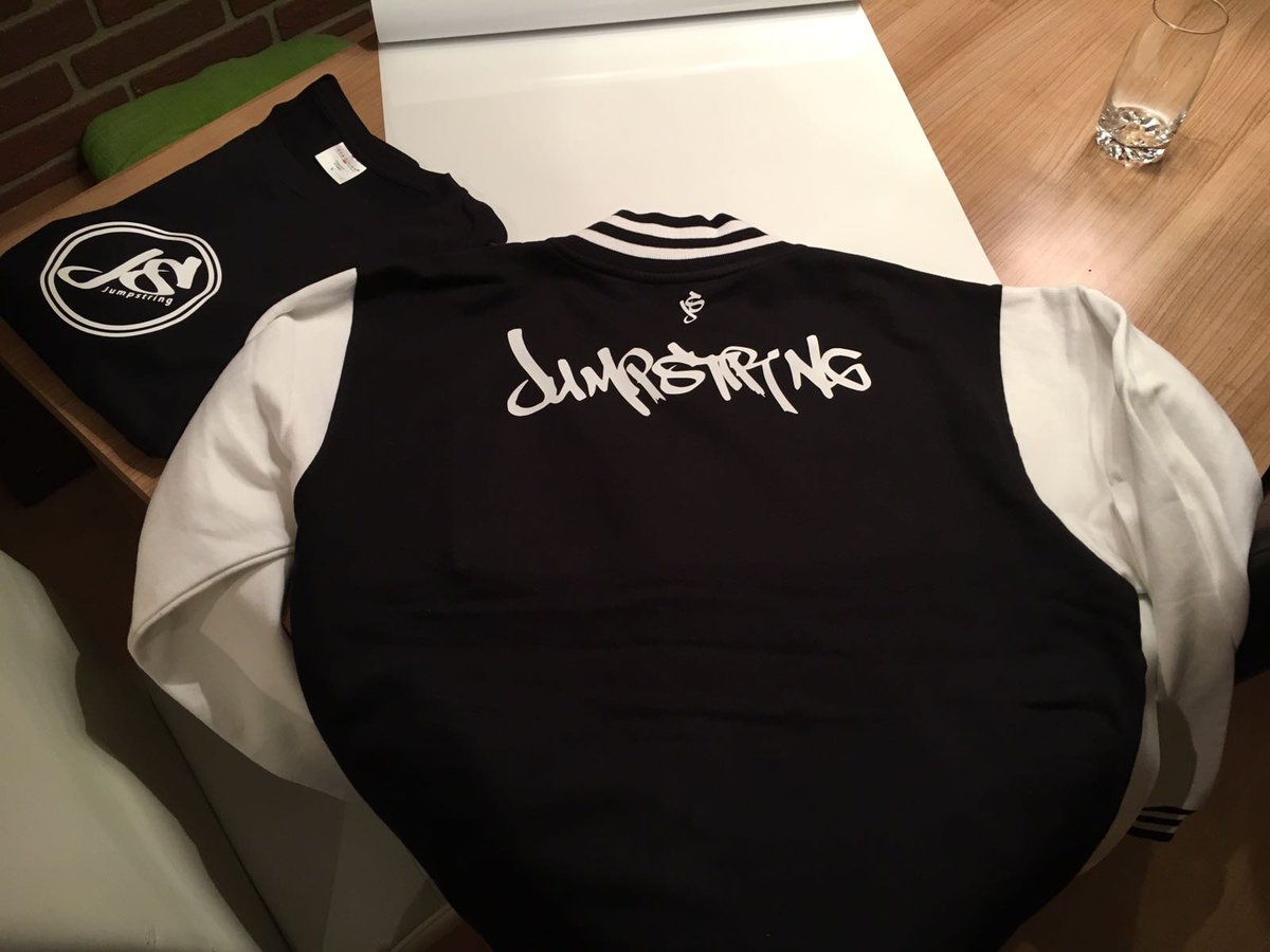 jumpstring's tweet image. Freu mich drauf...wenn ihr auch auf individuelle Kleidung steht seit ihr bei @ClanArtsDesignS genau richtig !