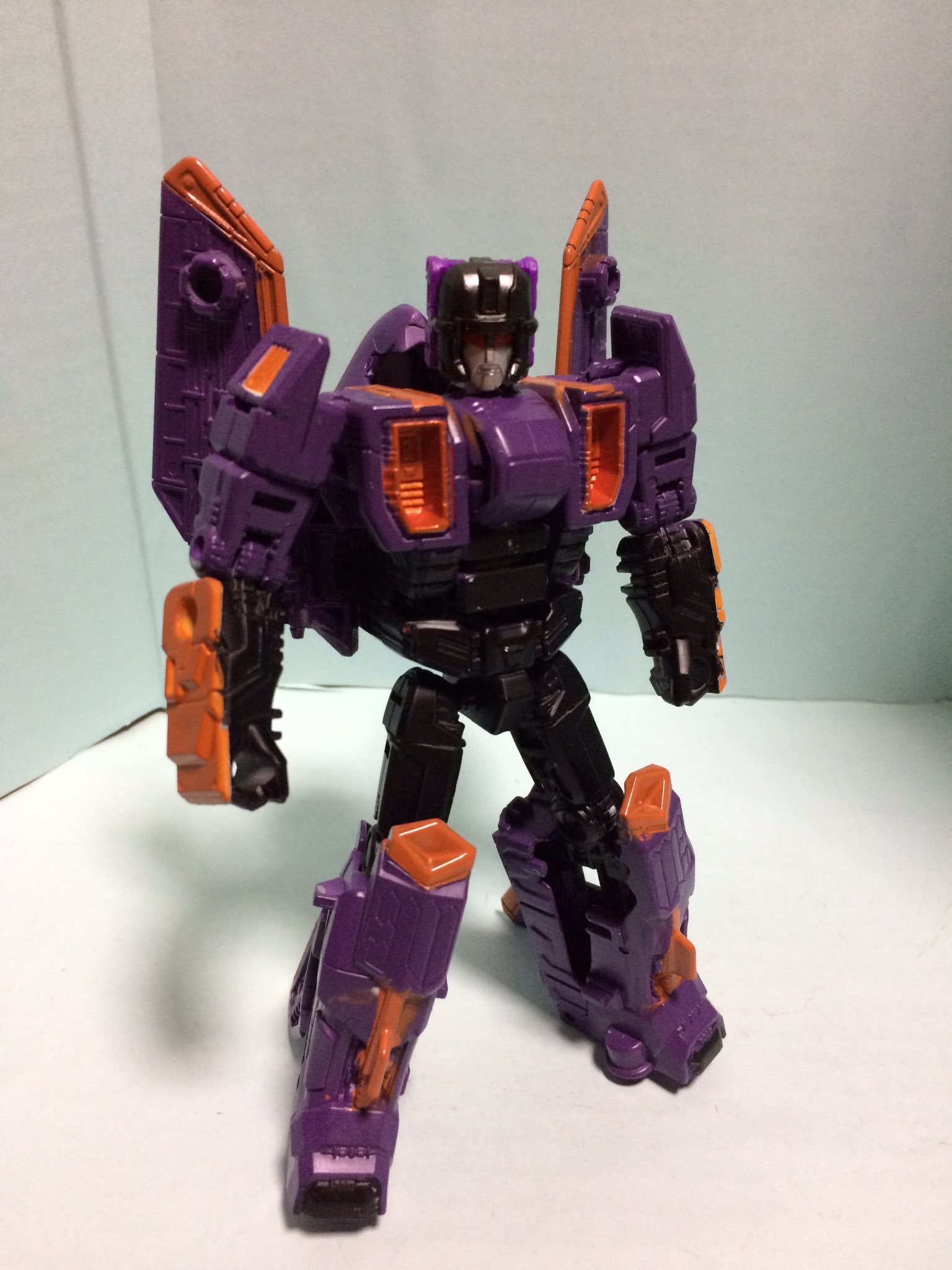 Some new TRANSFORMERS custom toys goodness - Page 274
