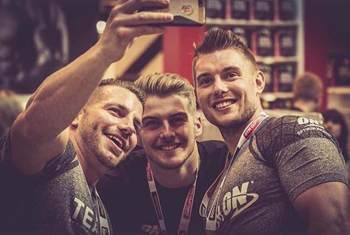 JoeParish9's tweet photo. En route to @betterbodiesfalkirk with @UKTeam_Optimum between 12-3pm today 💪😃 #TeamON https://t.co/24ZJYE2GDk