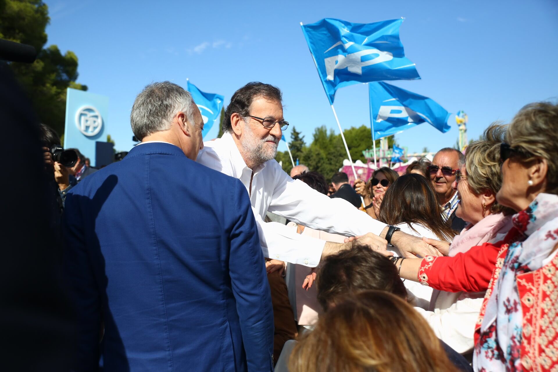 El hilo de Mariano Rajoy - Página 19 CuPZnYXWEAA07YV