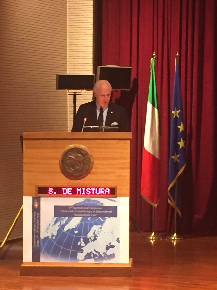 _Carabinieri_'s tweet photo. #Syria @UN #SRSG Staffan #DeMistura a Conferenza Diritto Internazionale Umanitario Non-State Armed Groups #humanrights #carabinieri https://t.co/5ef6ZwL4g8