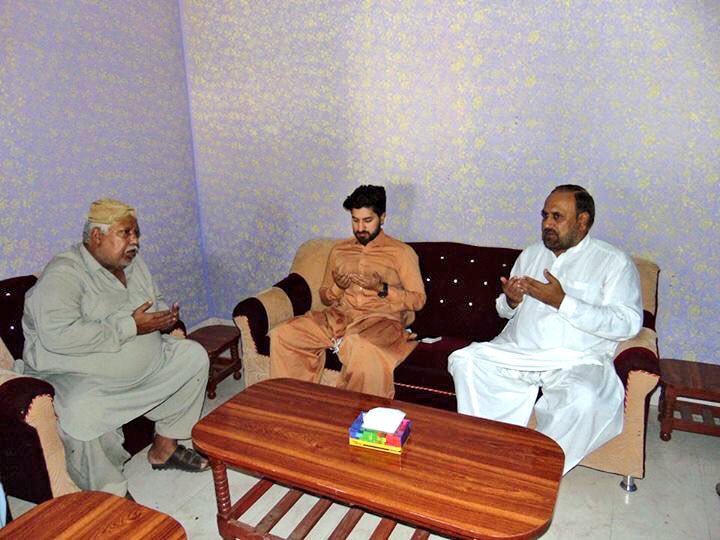 PppJiyala's tweet photo. @ChairmanMatiari @MakhdoomFZaman condoled wth GhaniMemon on demise of his wife in Khyber Town
#MakhdoomOfHala #WithPpl #YoungestChairman https://t.co/RcC8zCHGkV