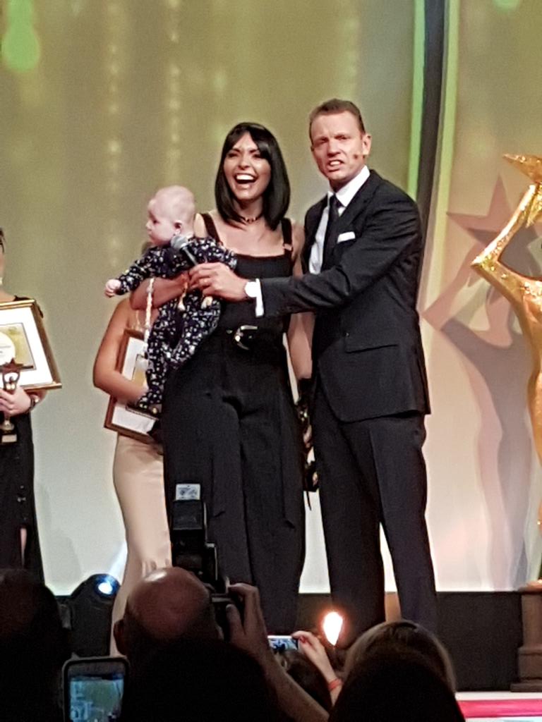 ShellyMinelli's tweet photo. Our queen healthbabe Hayley and brody...just amazing. #healthbabes #JPBourn16 https://t.co/DpOd4TIMBi