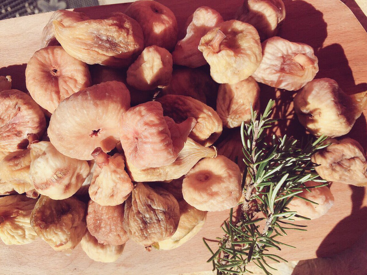 RuralCroatia's tweet photo. #lunchtime @RuralCroatia Kalpic Perfect day ☀️☀️☀️ https://t.co/KCegC05gcl