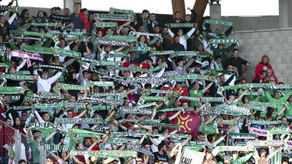 MDM_Racing's tweet photo. Pese a las trabas puestas por Osasuna, 200 racinguistas estarán hoy en Tajonar animando al equipo en un difícil partido. AUPA RACING!!! https://t.co/KaVy40DCuF