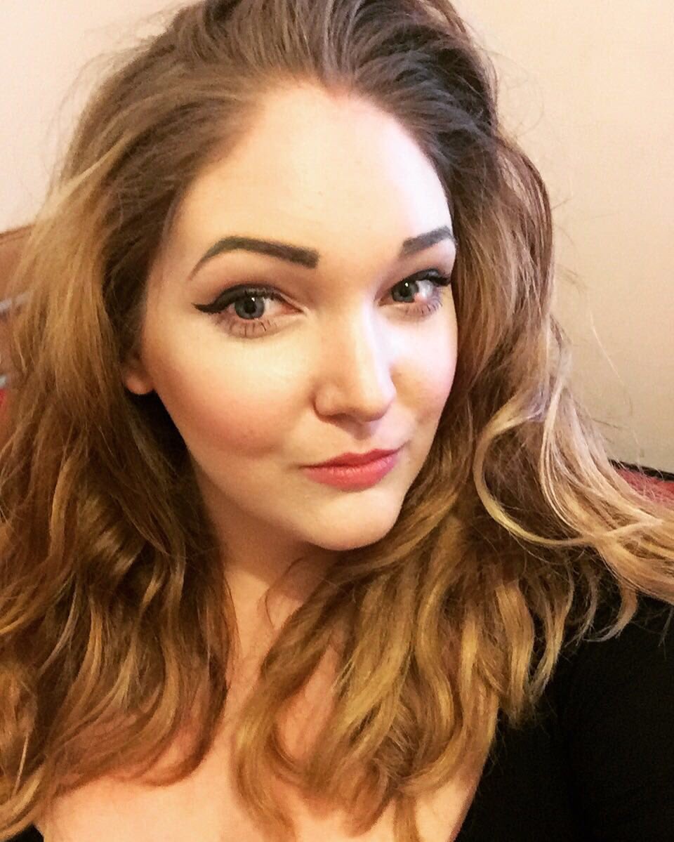 redcurvemag's tweet photo. Happy to announce our new team members @sianybaby89 will be our Beauty Editor and @Razzle1988 will be our Agony Aunt https://t.co/cp63Zckhel