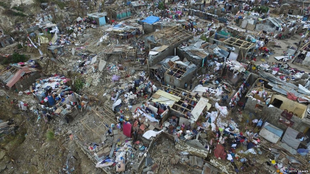 BBCWorld's tweet image. Up to 90% of some areas of Haiti have been destroyed by #HurricaneMatthew, aid officials say 

bbc.in/2dAveib
