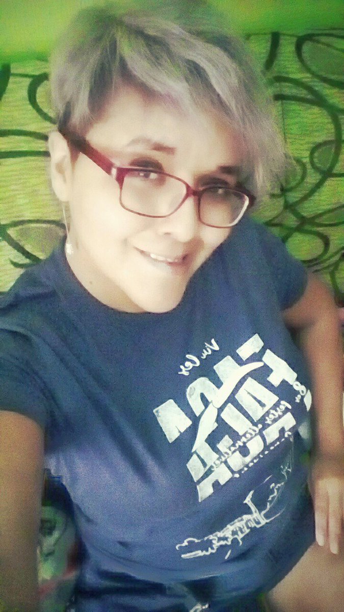 carolateX's tweet photo. Ja tinc la meua samarreta de les #FACA2016 💙 @lesFACA https://t.co/TcjoZBk6rZ