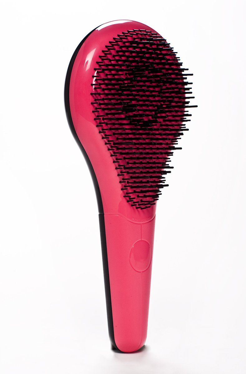 MM_Brush's tweet photo. Did you know different hair textures, densities and porosity play a big role in how products and brushes work #untangleyourday #hair #tips https://t.co/uOS4KFcPHQ