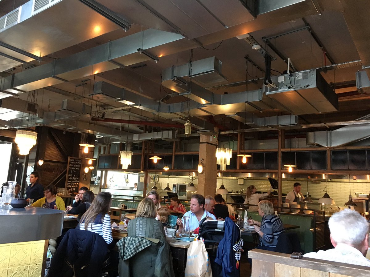 SueCrowe111's tweet image. Lazy Saturday lunch, chatting putting the world to rights #makingtimeforeachother