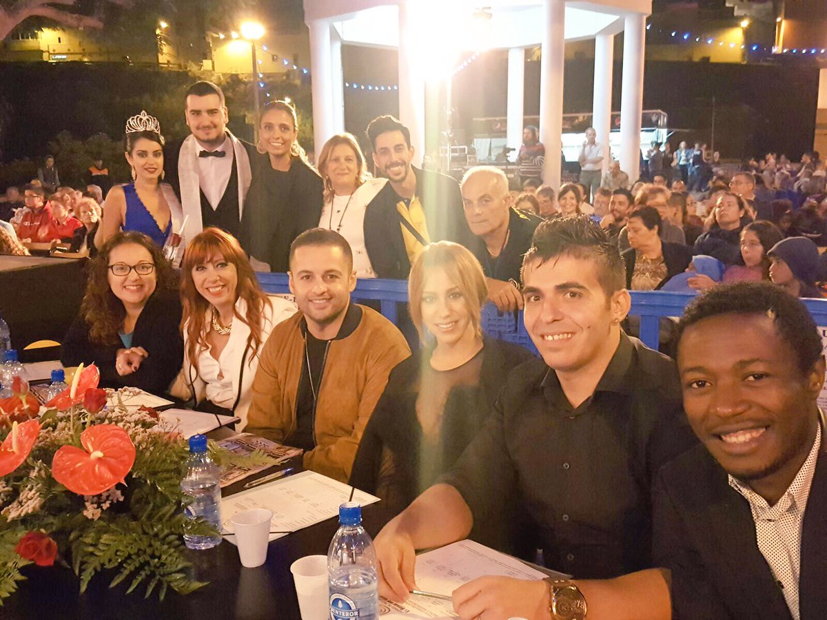 Gracias Tenerife! Fue un placer participar como miembro del jurado en la gala Miss y Mister de las fiestas del Rosarito 2016!❤️ <a href="/yoelbosio/">Yoel Bosio</a>