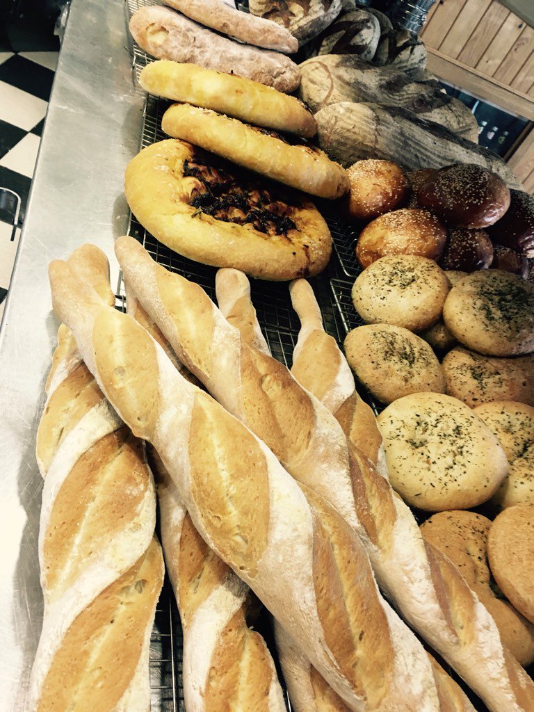 bloomskitchen14's tweet photo. #fresh #realbread #sourdough #kent #folkestone #forsale #local #artisan https://t.co/WJuPHxfZuN