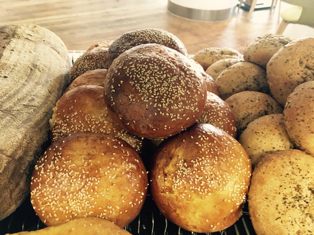 bloomskitchen14's tweet photo. #fresh #realbread #sourdough #kent #folkestone #forsale #local #artisan https://t.co/WJuPHxfZuN