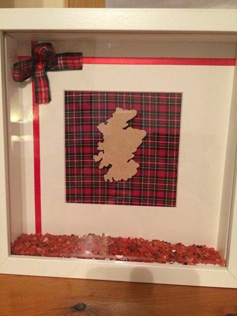 caitscreationsx's tweet photo. Scottish Themed Frame - £15 

#scotland #tartan #scottish https://t.co/c884gQE26h