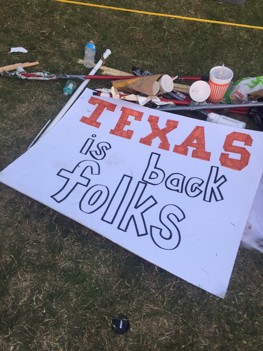 TexAgs's tweet photo. Found in a pile of garbage https://t.co/3cHTZmhdxW