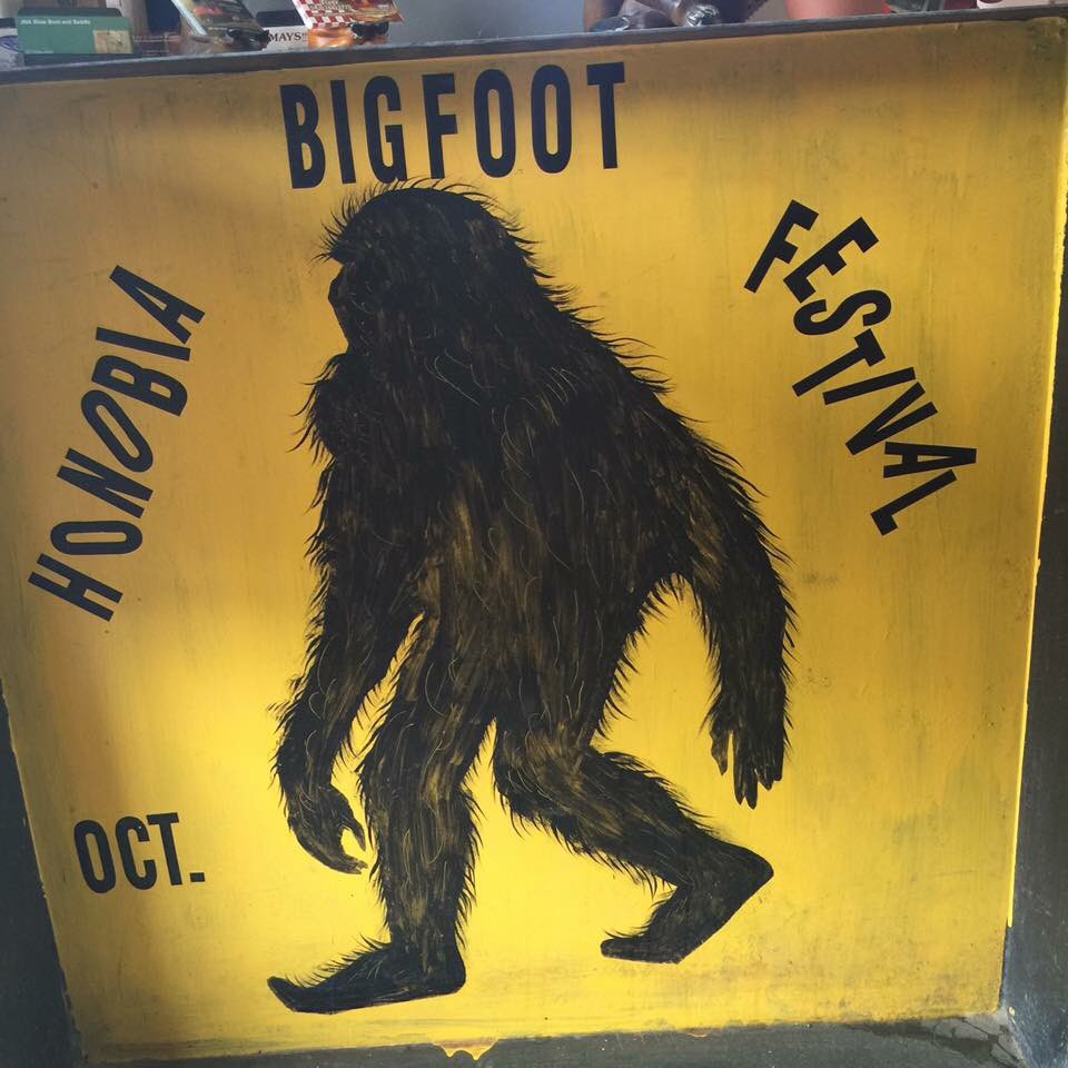 TravelOddPod's tweet photo. #Honobia Bigfoot Conference. #Honobia #Oklahoma. https://t.co/FW0YYaltJK https://t.co/7QCKqTs1Ve