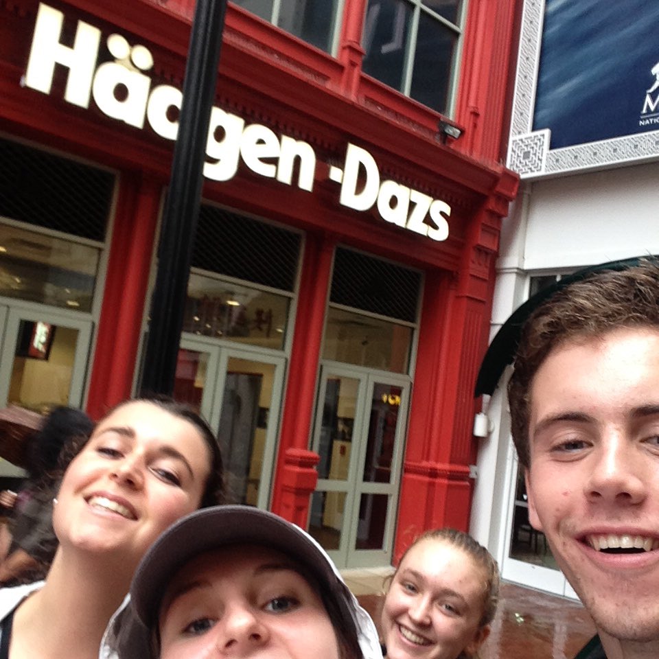 SingleSquaddd's tweet photo. Ice cream stop? I think yes #ouchgotabrainfreeze #stillgoingstrong #weallscream4icecream #gottaburnthosecalories @bighuntGU @spencer_niems https://t.co/SMMeLeXLp1