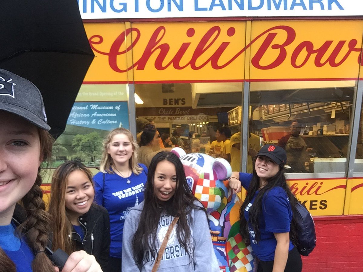 HungryCheerios's tweet photo. #hungrycheerios #chilibowl @bighuntGU https://t.co/xr65JPIYkC