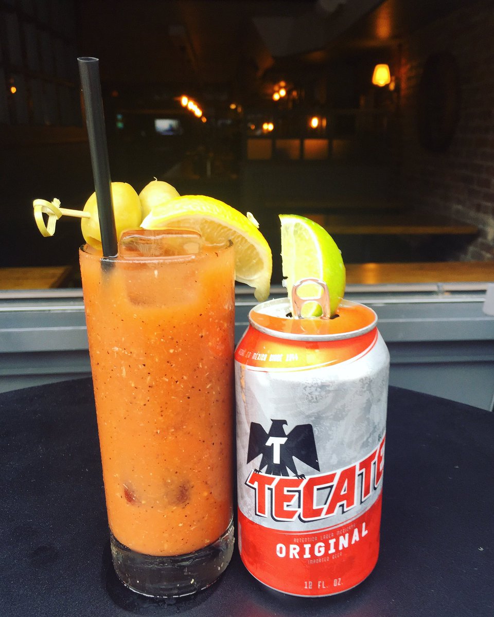 Make your way to #TheGrayMare 🐴 for some of your fave #driiiiinks like <a href="/CervezaTecate/">Cerveza Tecate</a> 🍻 #CheersToTheWeekend