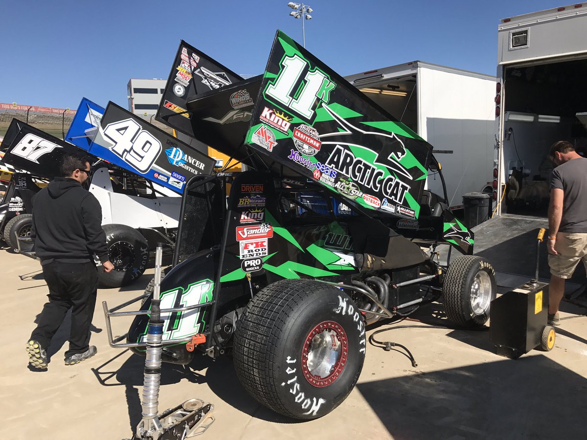 FKrodends's tweet photo. Tons of #TeamFK drivers at @EldoraSpeedway . Thank you for the support @ASCoC . Good luck everyone https://t.co/YxNRgVTslo