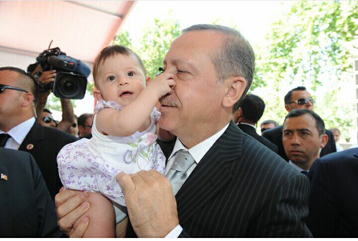 betulnamdar52's tweet photo. Varmı #BizimReis gibi alçak gönüllü  bir dünya lideri daha Adamsın #Başkanım sin nefesimize kadar seninleyiz https://t.co/SdwHB4lqUF