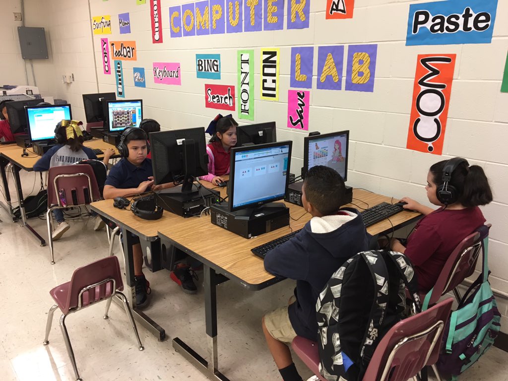 MarkMarquez777's tweet photo. #thinkthroughmath, #readingplus #plepanthers kids in full swing. @ple_JerriGomez @coachurbina https://t.co/N0cVXCIYpH