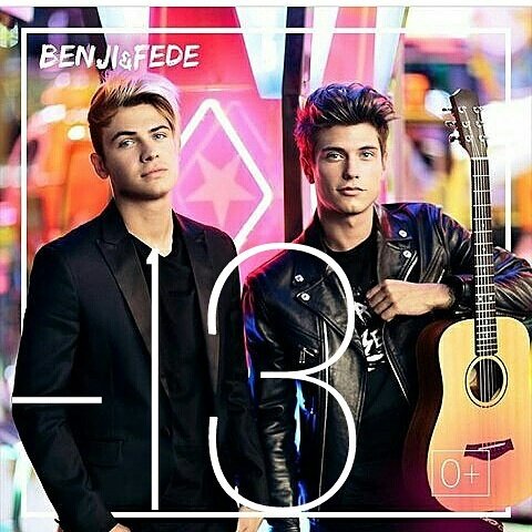 francesca_f01's tweet photo. E già..Mancano solo 13 giorni al nuovo album 0+..il tempo passa veloce...e io non vedo l'ora che esca🎼😍 @Benji_Mascolo  @fedefederossi https://t.co/J6YUJav35Y