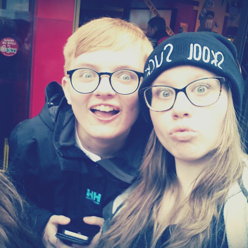 RiverAldridge's tweet photo. Had a great day in london today x https://t.co/16D8iiAwH7