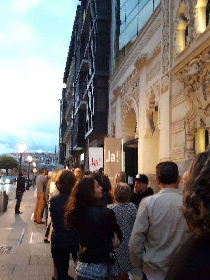 Bilbao4Newbies's tweet photo. A punto de ver al maestro John #Cleese recibir el premio del @jabilbaofest en el @teatrocampos #humor #cultura #montypythonrules https://t.co/43XWhsHz5P