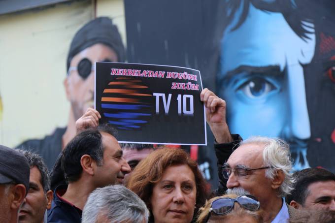 jiyan_tv's tweet photo. Elewîyî vejîyayî rasteyan û piştî dayî TV 10î.. https://t.co/4GL6crveMi