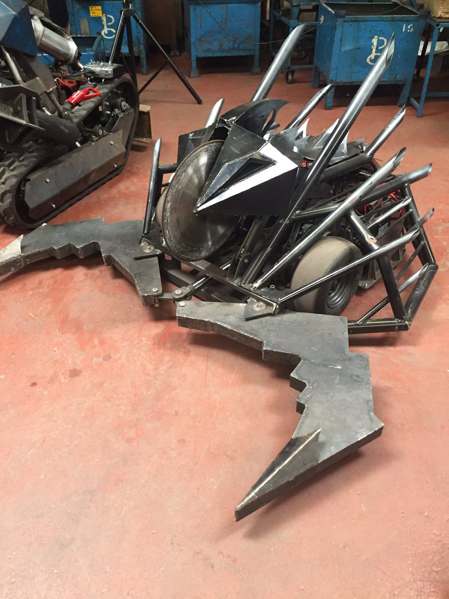 apollorobot's tweet photo. We hear there's going to be a @UKRobotWars announcement on Monday... what are we all hoping for? https://t.co/CbjIiFdg3s