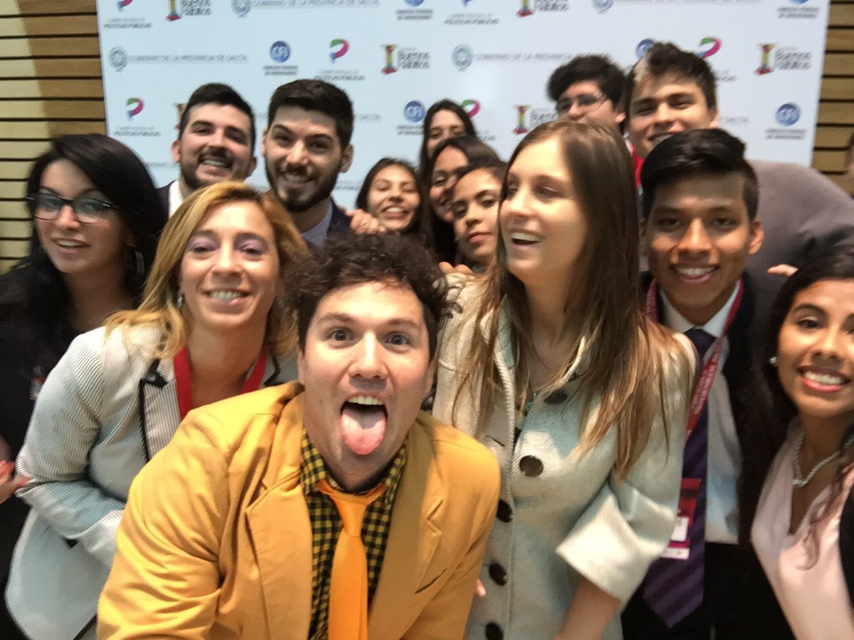 gabobonari's tweet photo. #Selfie #HayEquipo #CPPSalta #Amigos #Disfrutar https://t.co/w01mMhVcrL