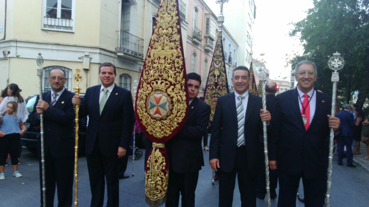 HdadRescate's tweet photo. Esta tarde acompañamos a Santa María del Monte Calvario, @MonteCalvario, en su salida extraordinaria por #75añosMonteCalvario https://t.co/XwLrhqhed5