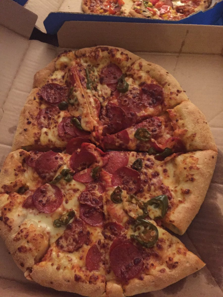 AuntyCake's tweet photo. Great pizza delivery!! @Dominos_UK #messeduppizza @Andy_Webb is not a happy man!! https://t.co/AodBIJC6DU