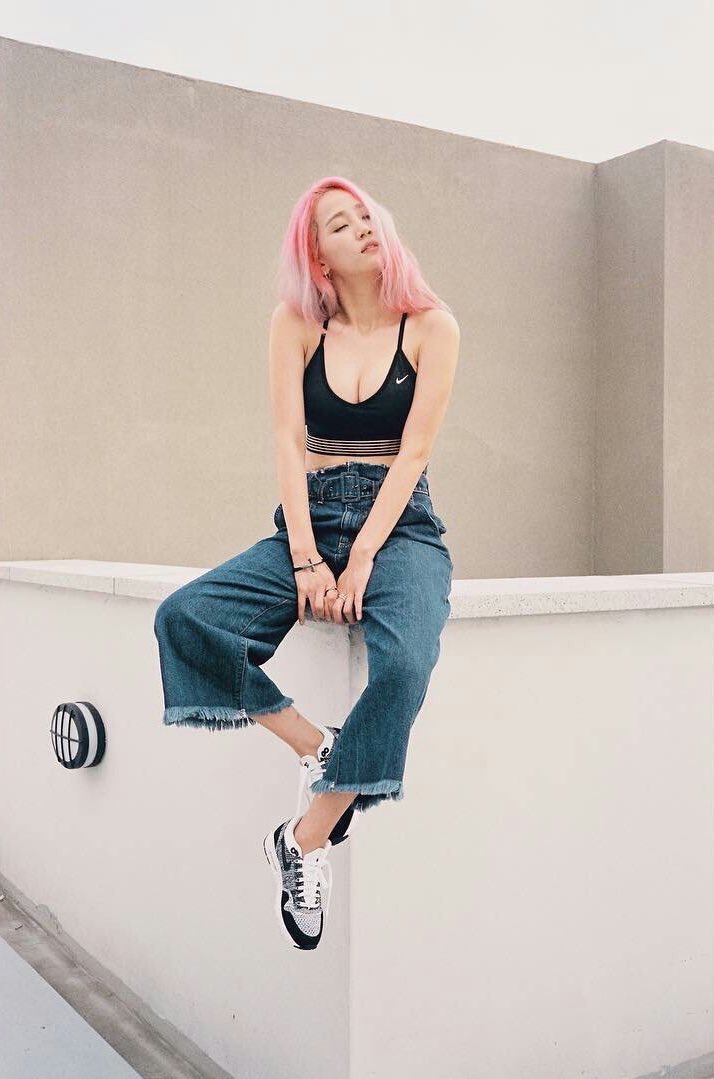 archiveyeeun's tweet photo. https://t.co/HvRIsBShRh