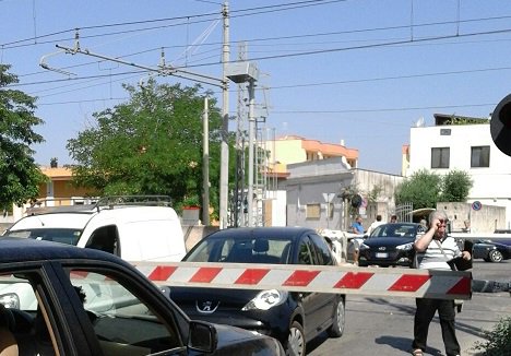 EcodelloJonio's tweet photo. Sarà eliminato il passaggio a livello di ... - #FrancoMundo - - https://t.co/gksJkVMwTJ - #ecodellojonio https://t.co/kb4GCJhoCo
