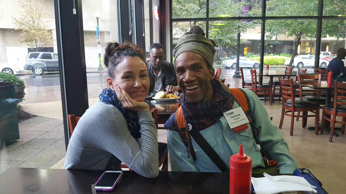 base_flight's tweet photo. lunch with some beautiful dance educators #ndeo2016 #baseflight #FDEO - https://t.co/s0twJjQj79 https://t.co/6K8UepvZQi