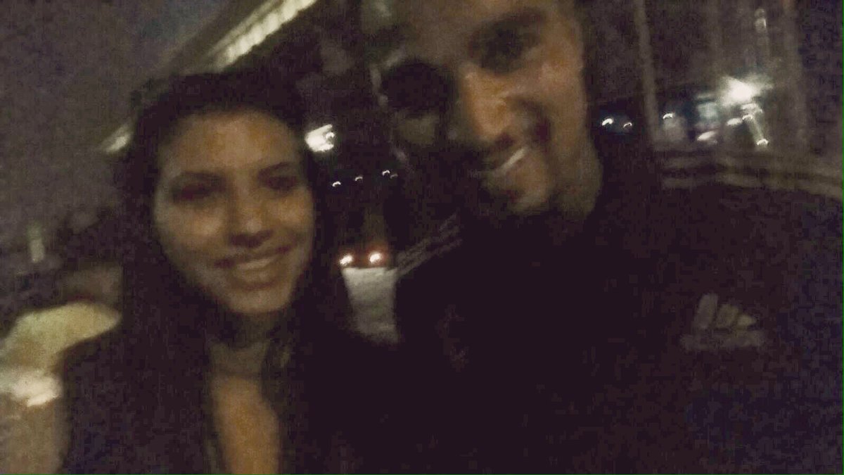 Sharon10Prince's tweet photo. 08-10-15 
Exactly one year ago I fulfilled my dream😍 Thank you for all. 
#alwayswithyou #myidol @KPBofficial @sattamelissa https://t.co/pHLhdV6RUh