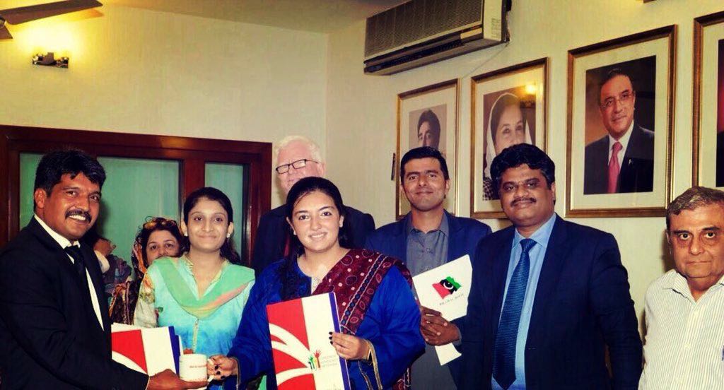 dethoiqbal's tweet photo. Advocacy meeting on children rights with Asifa Bhutto at Bilwal House, Karachi. https://t.co/sy08PGyMGA
