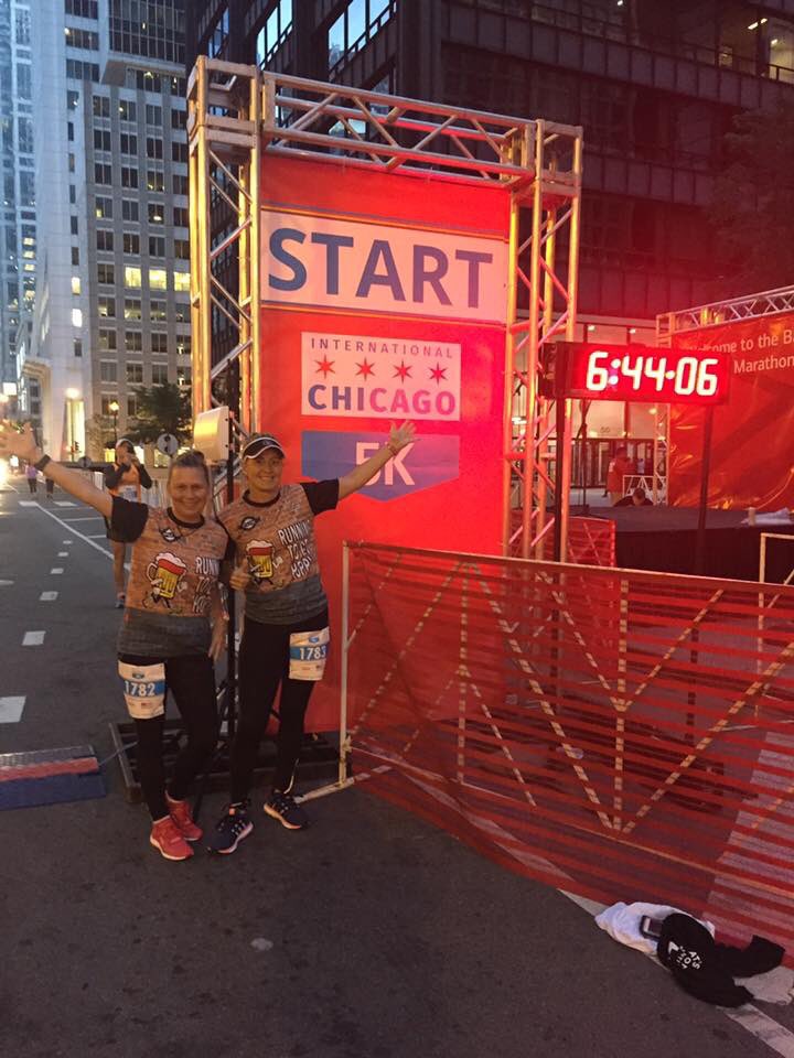 HoppyRunnercom's tweet photo. Hoppy Runners take on the Chicago 5K and Chicago marathon π»π@GooseIsland #hoppyrunners #runningtogethoppy @lagunitasbeer Check us outπ https://t.co/2vvWQRbH3g