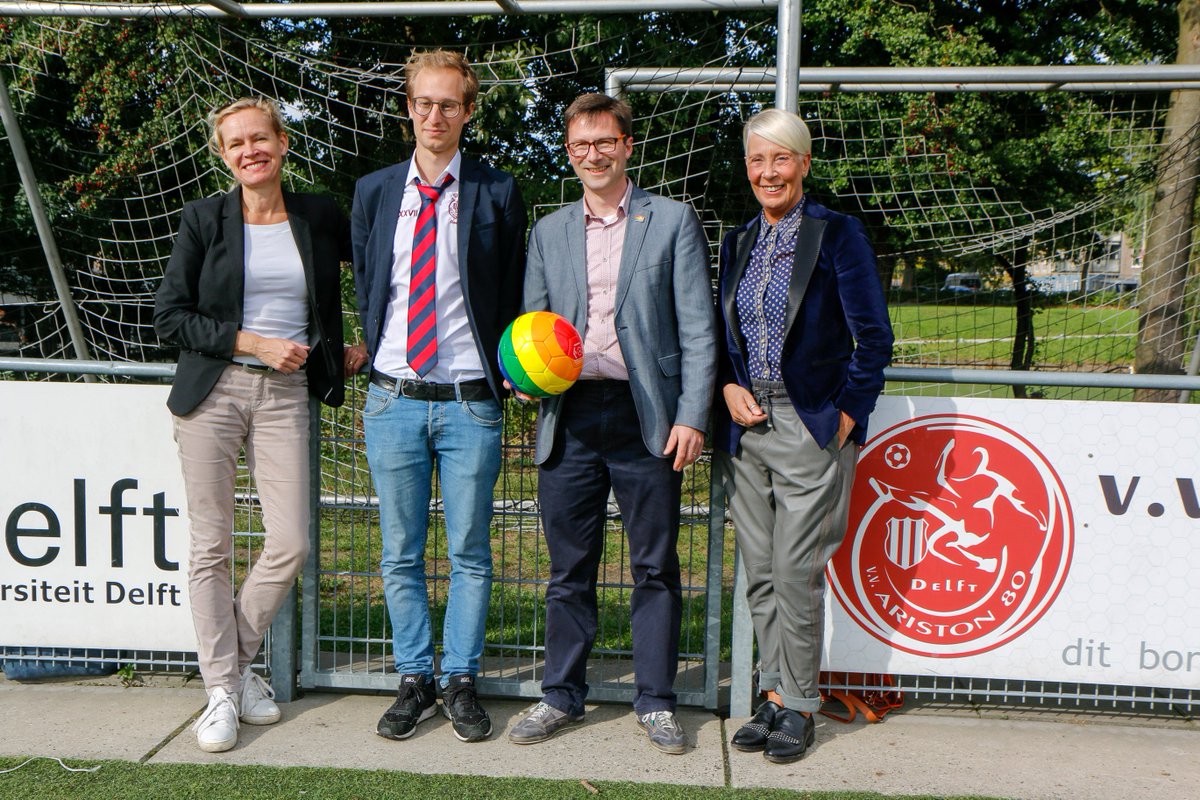 v.v. Ariston'80 - vv Maasdijk in teken van homeacceptatie. Aftrap door wethouder <a href="/SBrandligt/">Stephan Brandligt</a> en Anka Mulder TU Delft
bit.ly/2dAF8QH